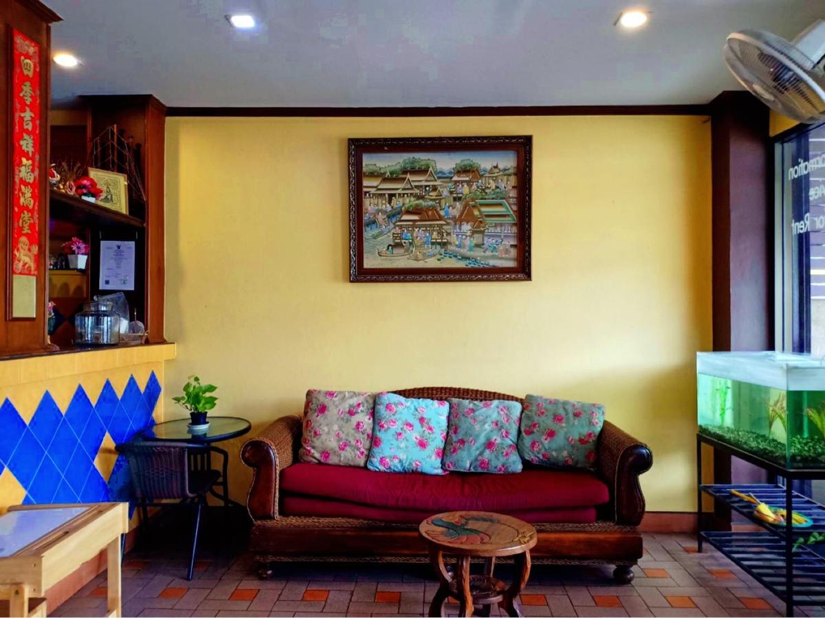 Kookkai House Hostel Patong Buitenkant foto