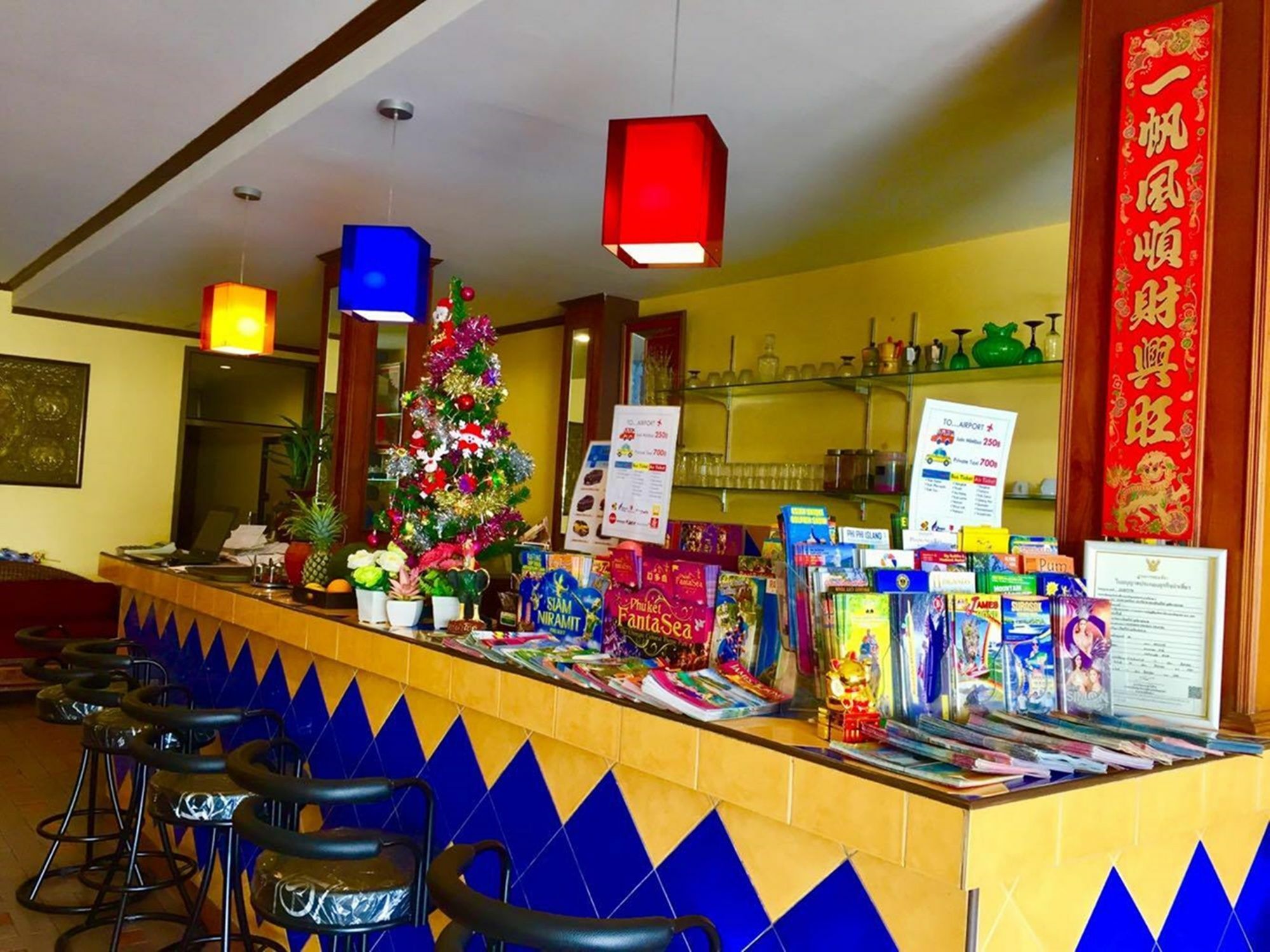 Kookkai House Hostel Patong Buitenkant foto