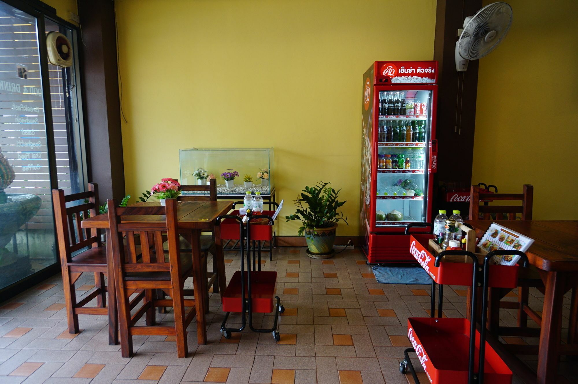 Kookkai House Hostel Patong Buitenkant foto