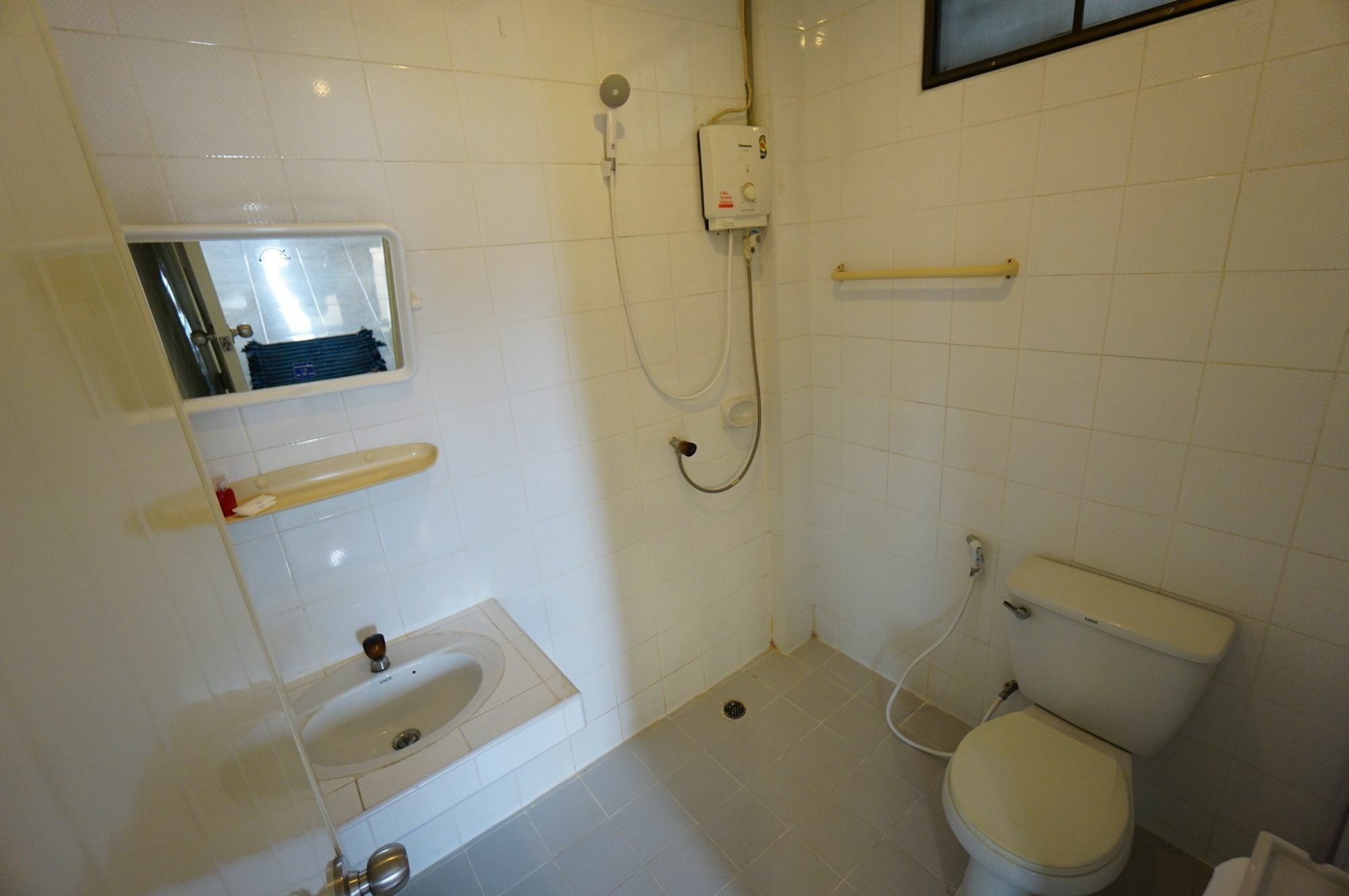 Kookkai House Hostel Patong Buitenkant foto